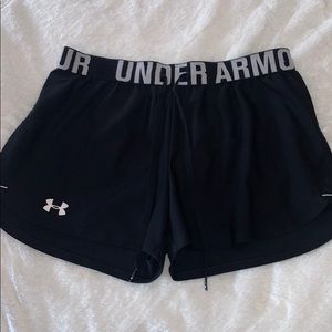 Under Armor Black Shorts